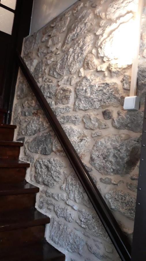 Piso Centrico Amplio, Luminoso, En Casa De Piedra Apartment Гуитириз Екстериор снимка